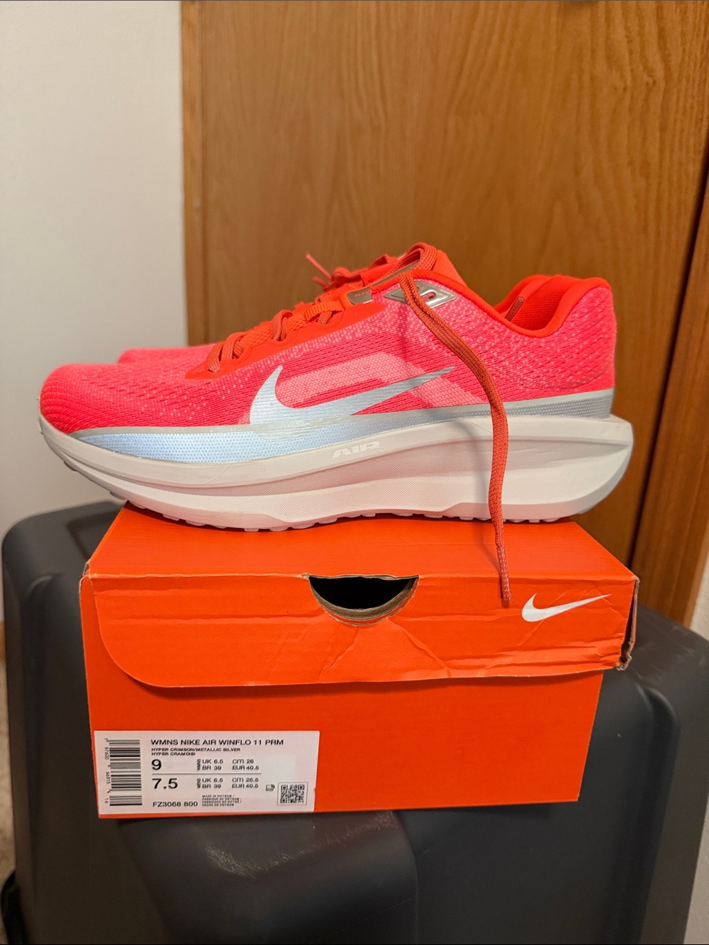Nike Women's Air WINFLOW 11 PRM